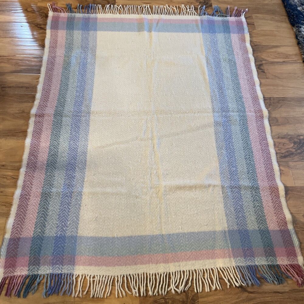 Álafoss of Iceland 100% Pure Wool Blanket / Throw w/ Fringe Blue Pink Cream
